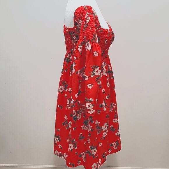 Red Floral Off the Shoulder Mini Dress Belled Sleeves Elastic Top  Size L - Picture 8 of 10